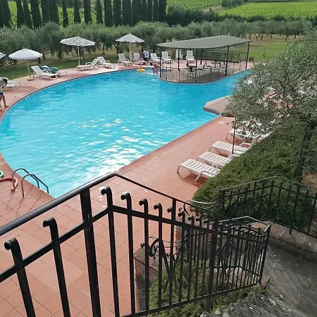 Borgo Di Erboli شقة